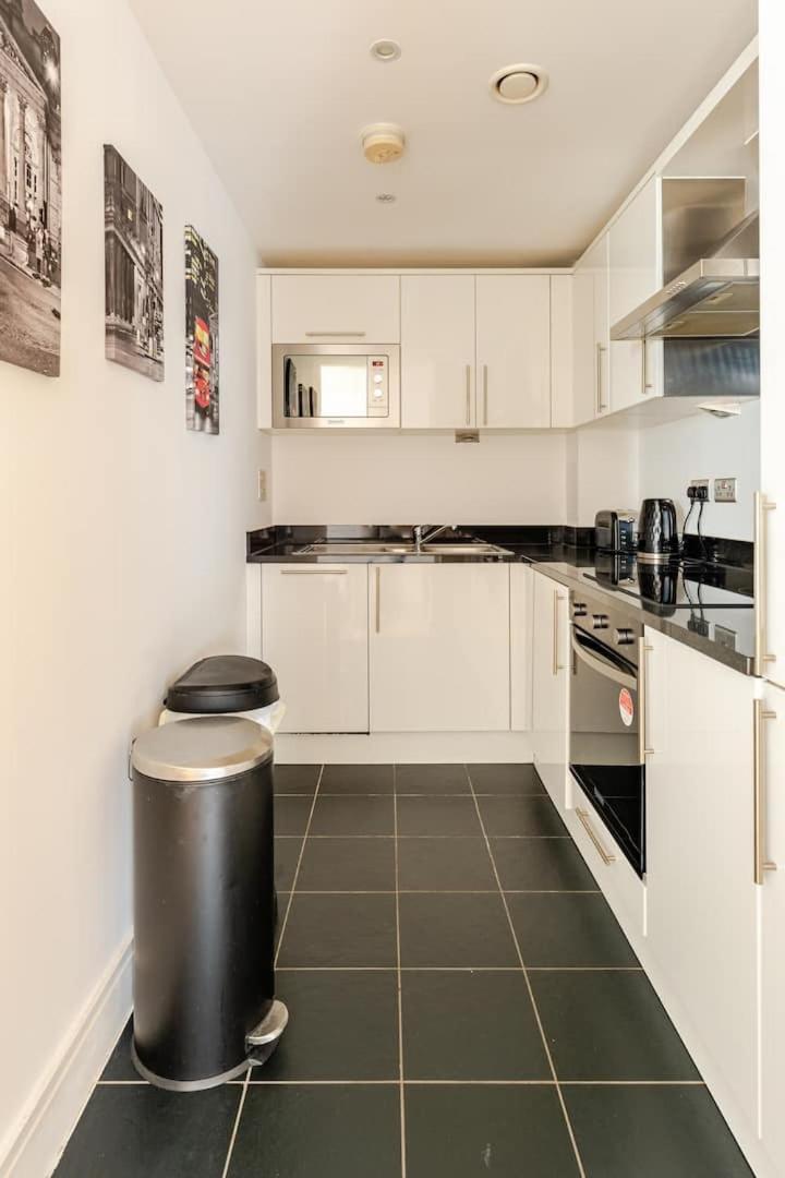 Brand New Flat In Central London With Car Park מראה חיצוני תמונה